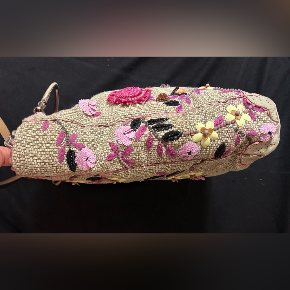 Jamin Puech tote w/beads
sequins,raffia floral embroidery - Picture 7 of 15